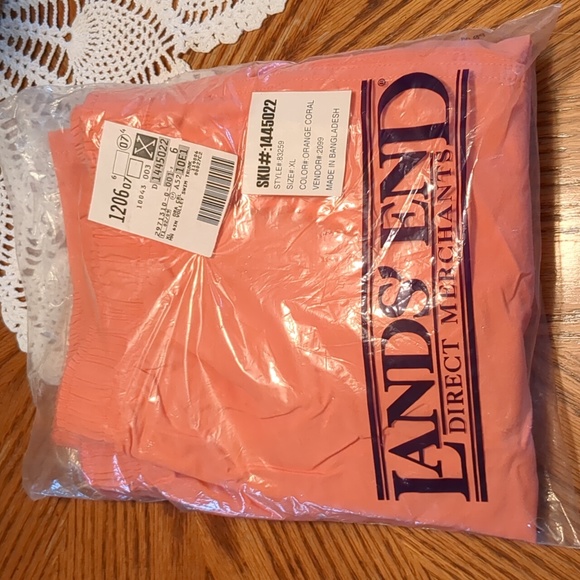 Lands' End Men's 6" Volley Swim Trunk Coral XL - Picture 9 of 10